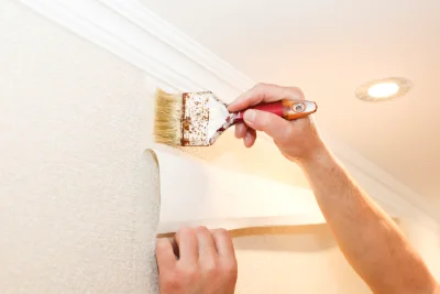 Pose de papier peint à Fellering — revêtements muraux et toiles de verre